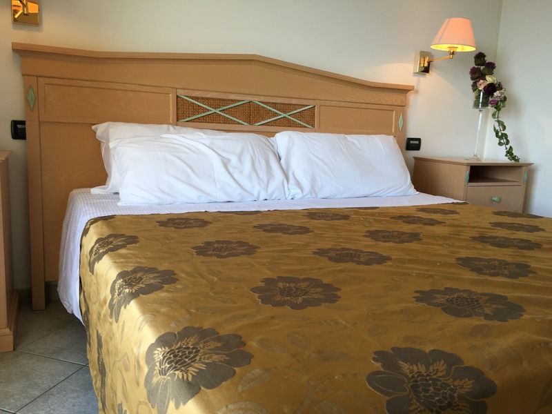 Hotel Nantis Castelsardo Ngoại thất bức ảnh