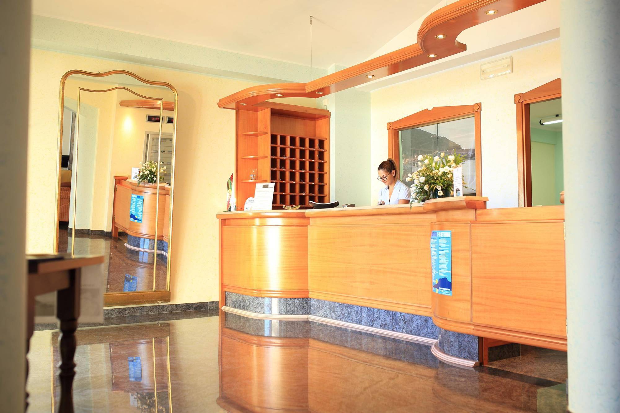 Hotel Nantis Castelsardo Ngoại thất bức ảnh