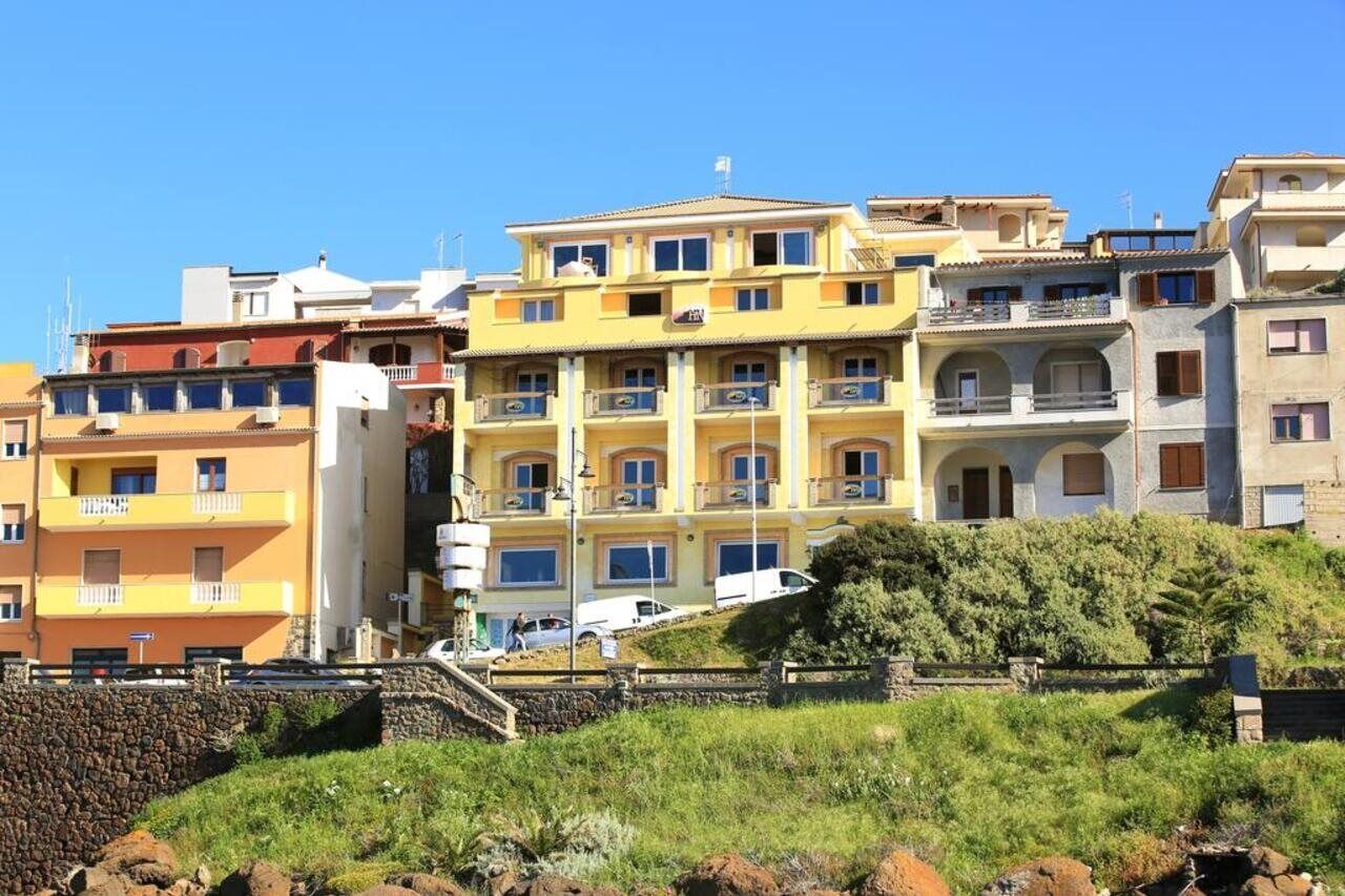 Hotel Nantis Castelsardo Ngoại thất bức ảnh